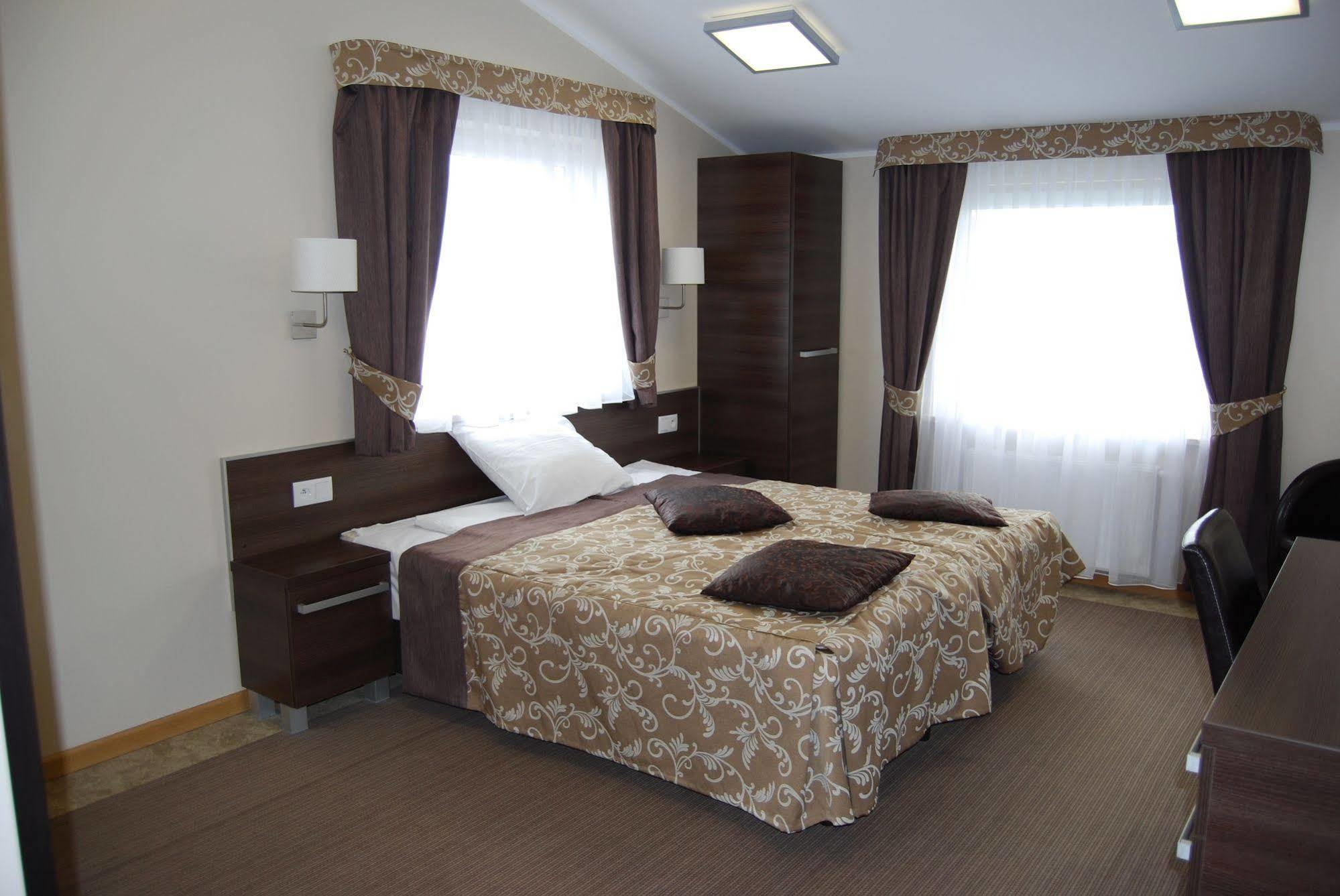 Zloty Staw Bed & Breakfast Borkowo  Eksteriør bilde