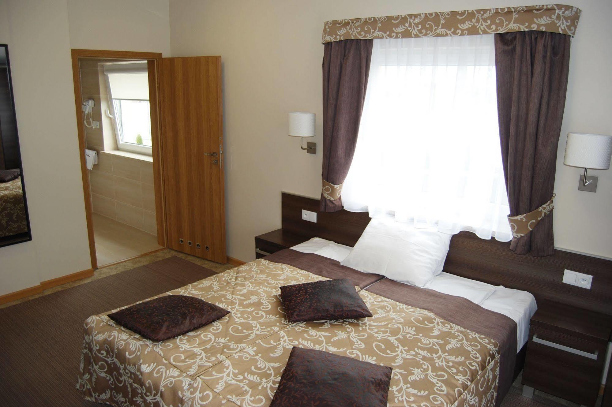 Zloty Staw Bed & Breakfast Borkowo  Eksteriør bilde
